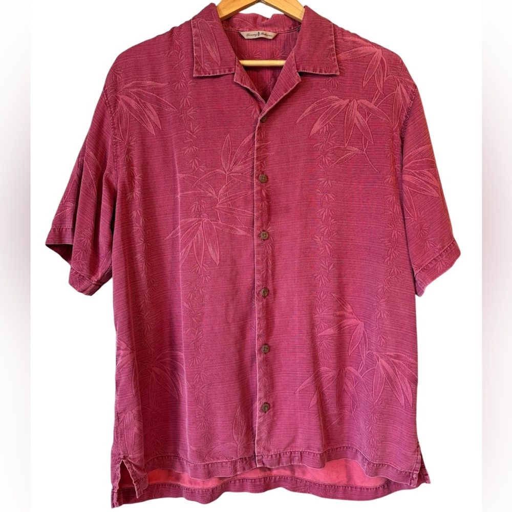 TOMMY BAHAMA 100% Silk Red Floral Tropical Aloha Hawaiian Shirt | Men’s L